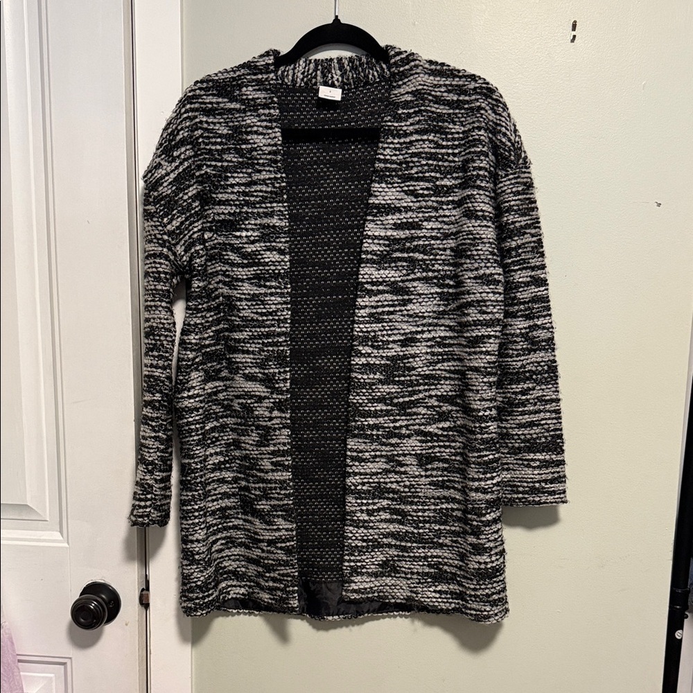 Vero Moda Black, White and Gray Oversized Cardigan Blazer Duster - small